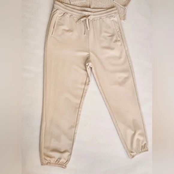 NWT || BAREFOOT DREAMS || Cozychic-Light  and Luxe lounge Set, sz petite lg. - Picture 4 of 12